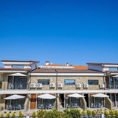 Stone Suites Pefkochori Exterior photo