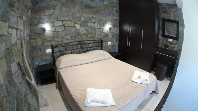 Stone Suites Pefkochori Exterior photo