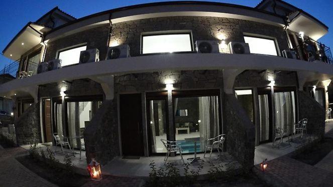 Stone Suites Pefkochori Exterior photo
