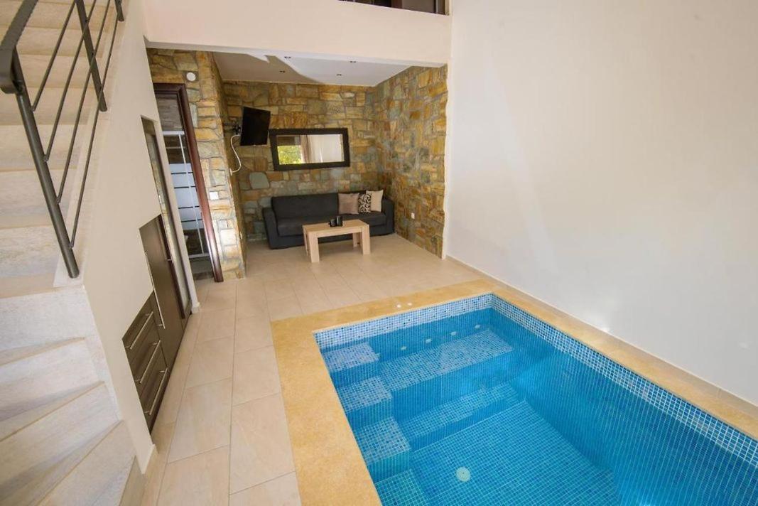 Stone Suites Pefkochori Exterior photo